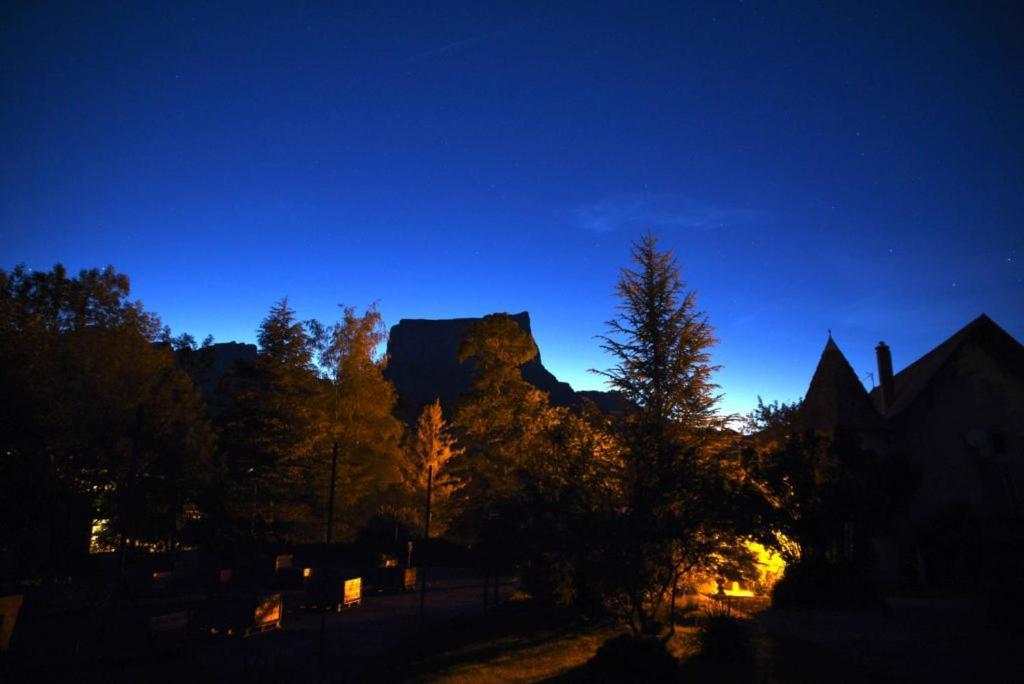 Chateau De Passieres Chichilianne Eksteriør billede